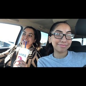 Meet your Posher, Sofia